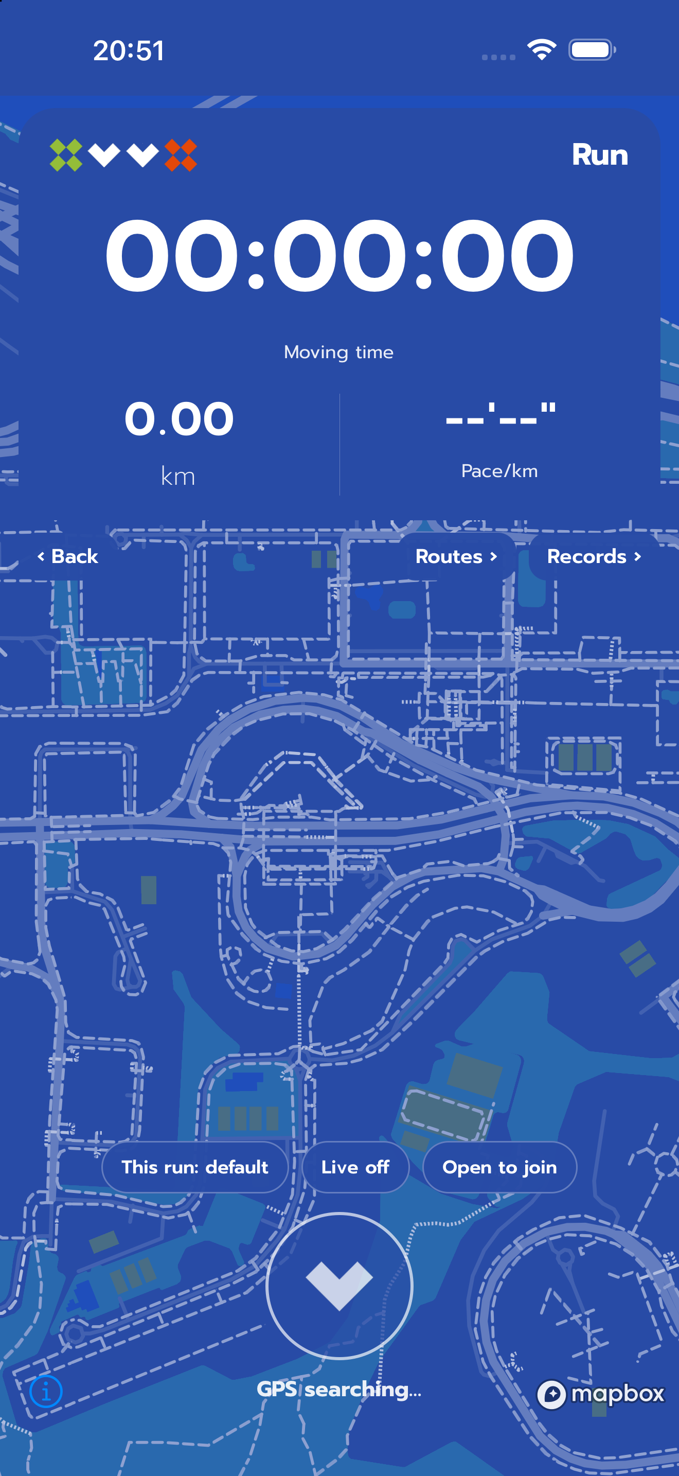 XVVX run screen with distance, moving time and pace
